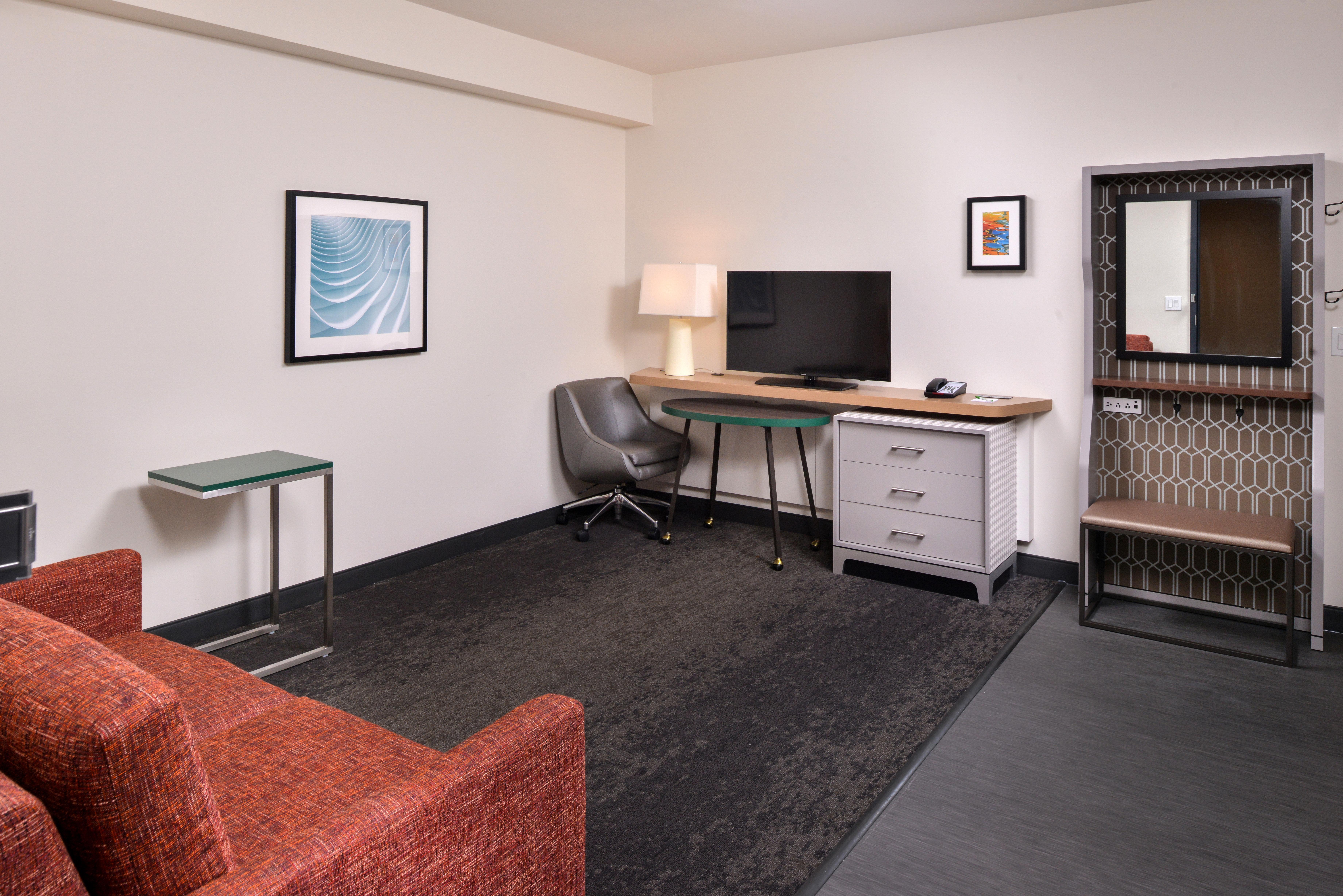 Holiday Inn & Suites - Farmington Hills - Detroit Nw By Ihg Exterior foto