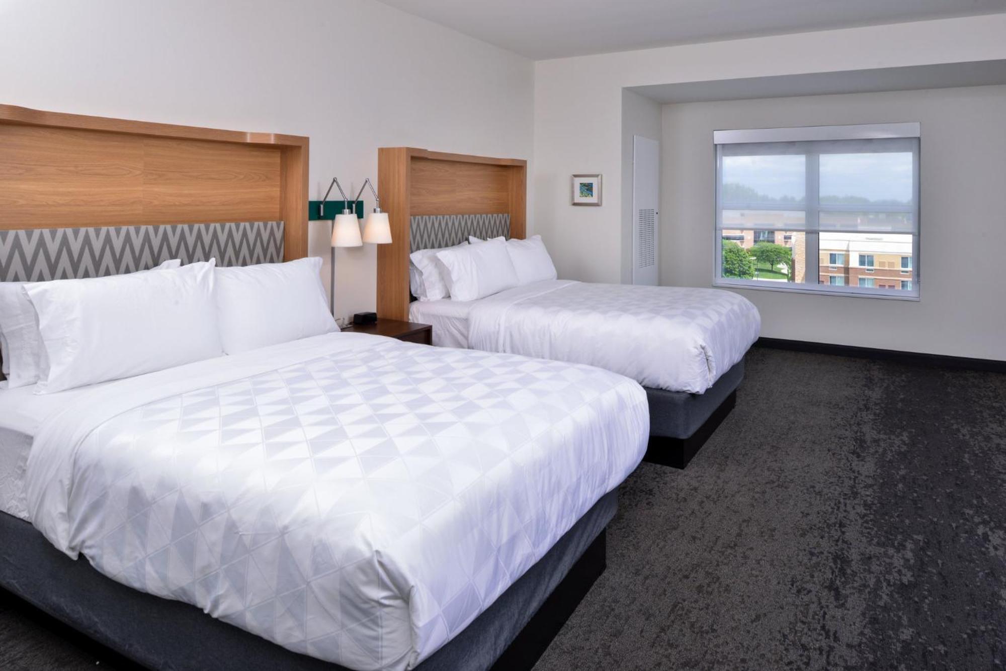 Holiday Inn & Suites - Farmington Hills - Detroit Nw By Ihg Exterior foto